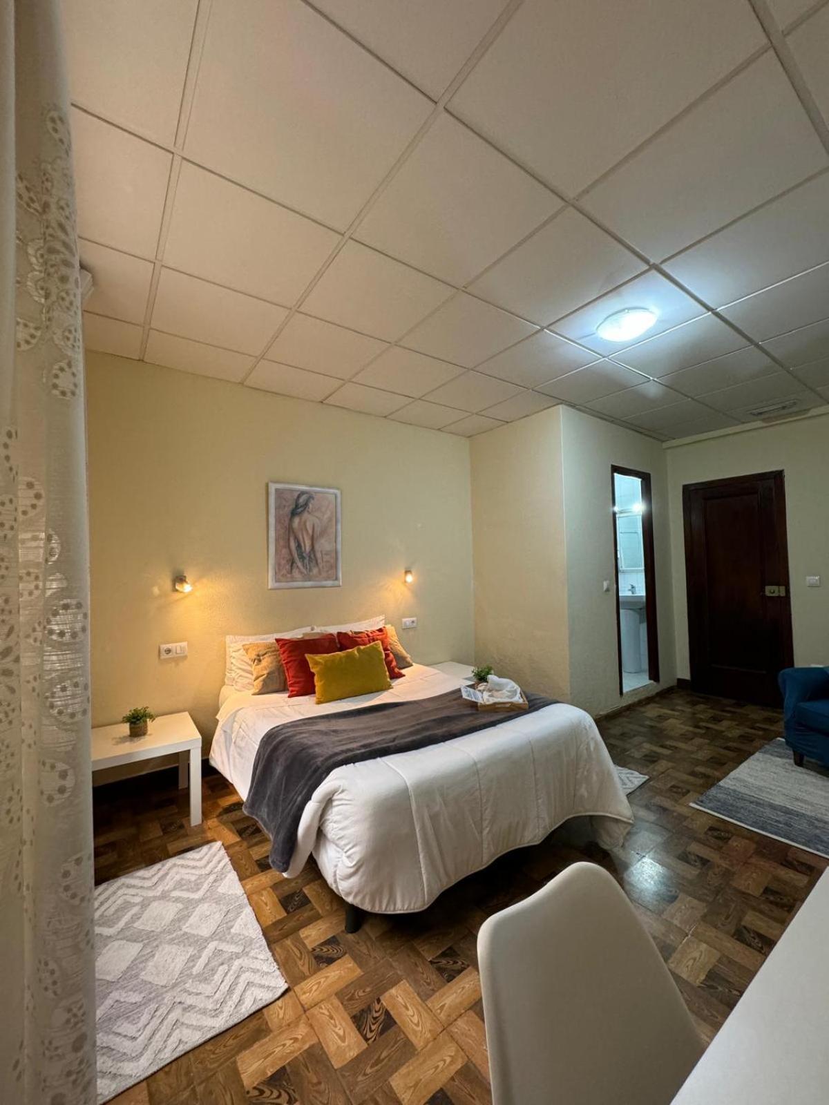 Hostal Real Виго Экстерьер фото